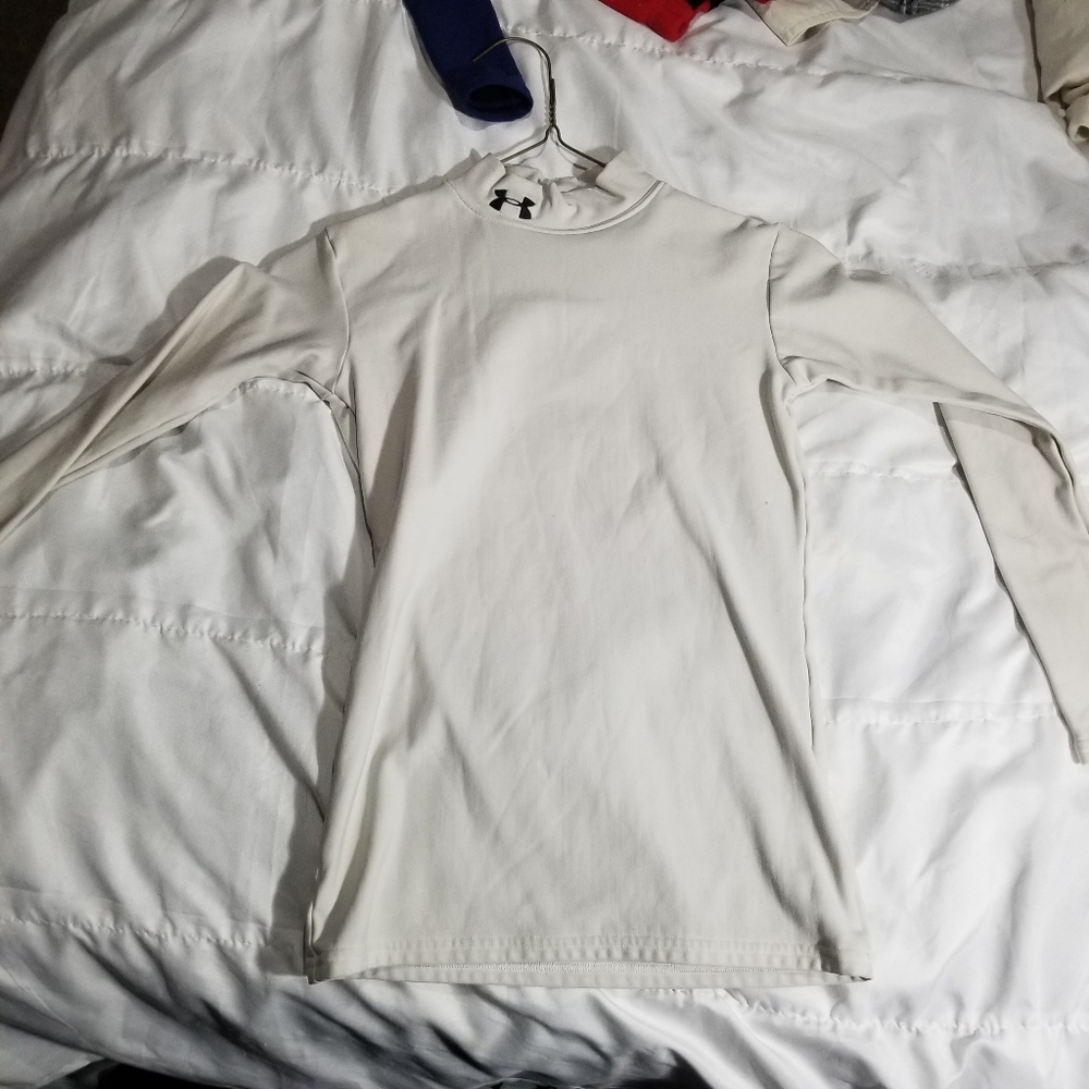 Under armour shirt sz large